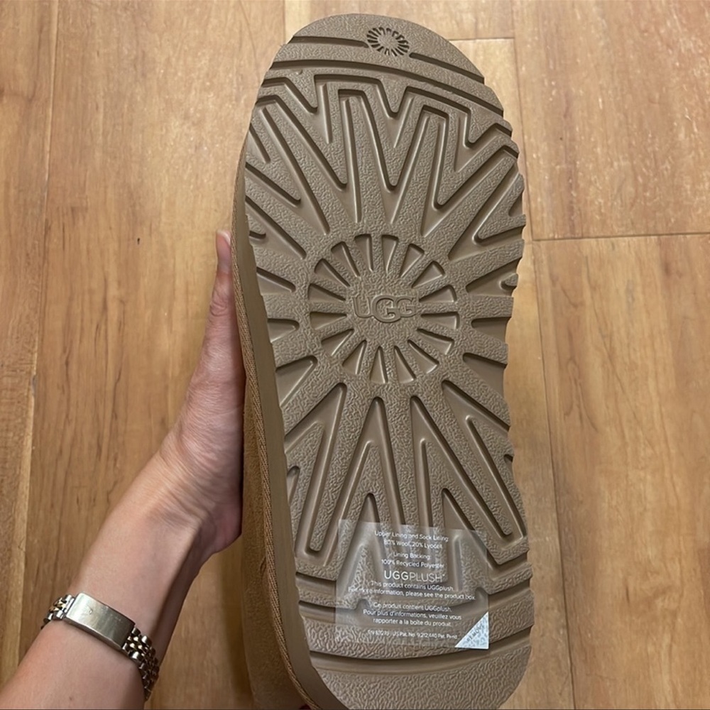 🐪NEW WITH TAGS🐪 UGG Neumel Platform Zip Suede 7,8,9,10,11 - Picture 8 of 13